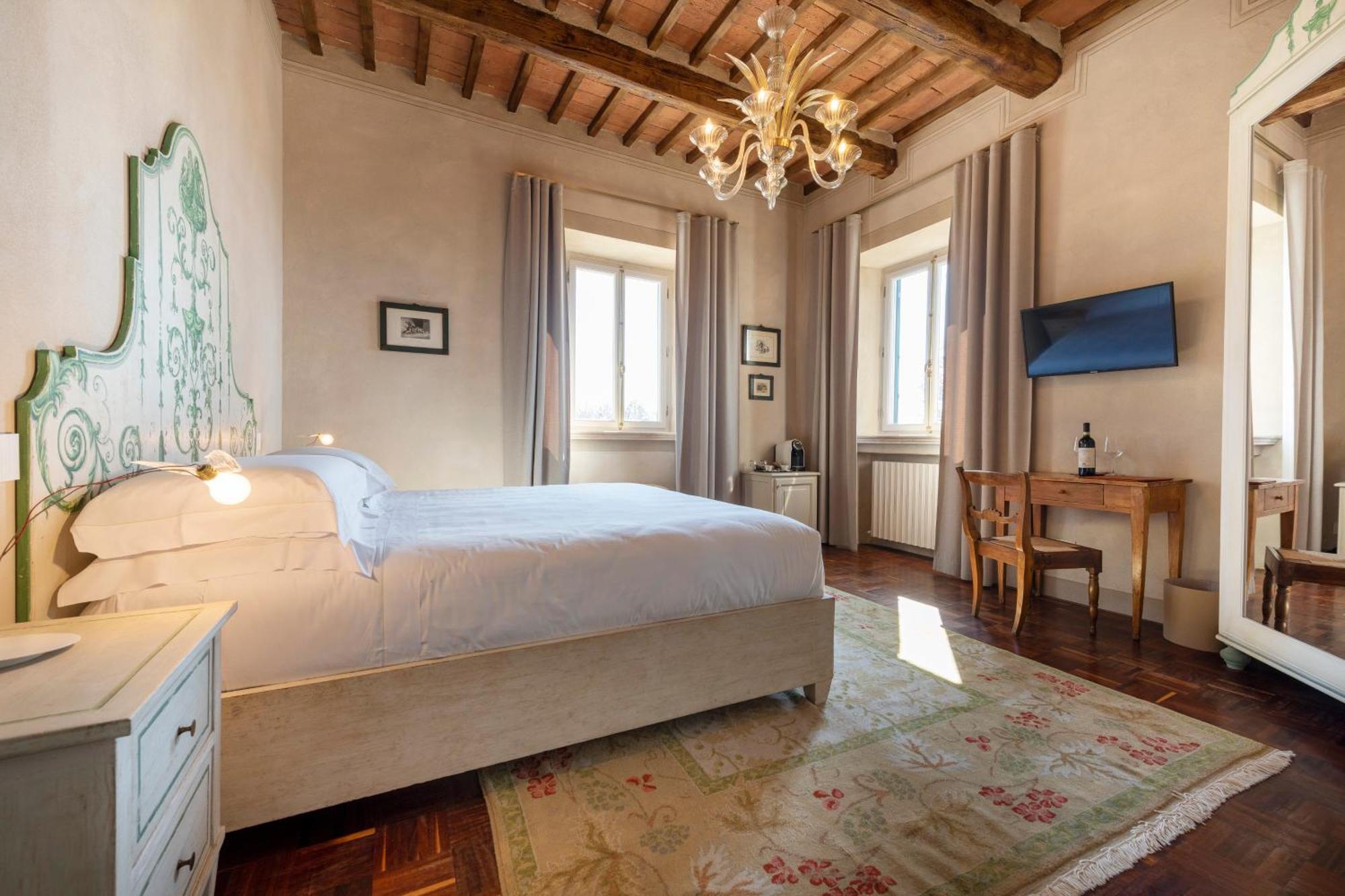 Villa Le Prata - Residenza Del Vescovo - Adults Only Montalcino Exterior photo